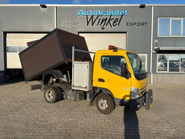 Mitsubishi Canter 3C13 3.0 DI 250 KIPPER