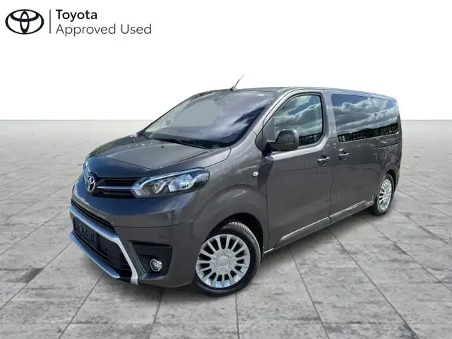 Toyota Verso MEDIUM 2.0D 140hp MT MPV
