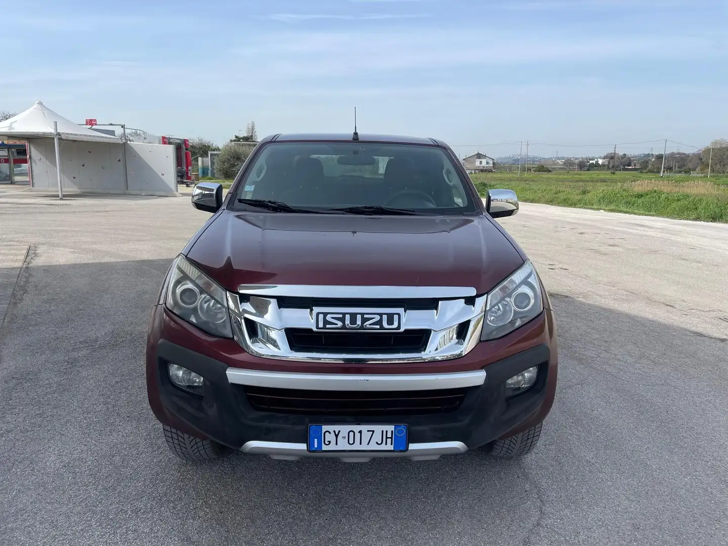 Isuzu D-Max D-Max 2.5 td space Solar 4x4 Rouge - 1