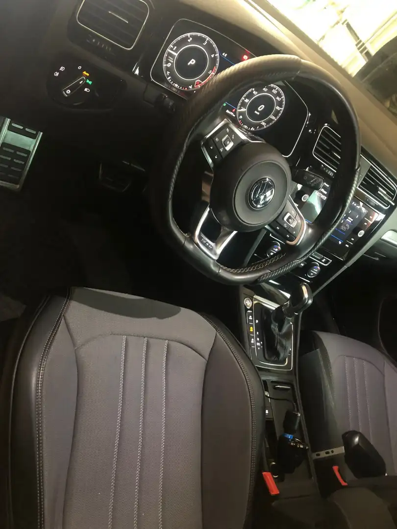 Volkswagen Golf GTD cambio automatico DSG Šedá - 1