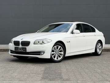 525 d xDrive Schiebedach Head-Up Leder 2. Hand Scheckheft gepflegt Bremsen Neu Hardyscheibe Neu