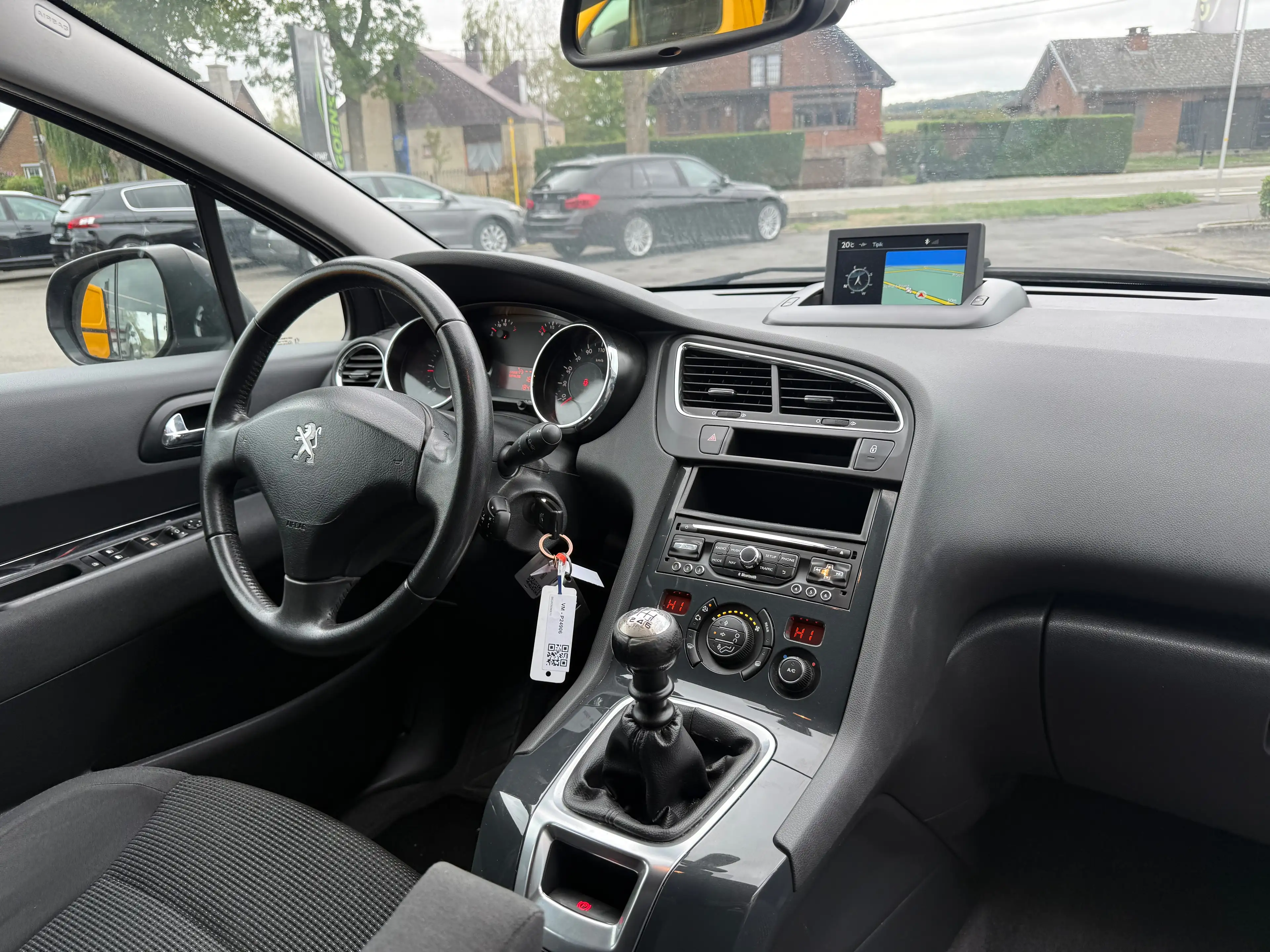Peugeot 5008 5008 1.6HDi 7 PLACES,CRUISE,GPS,RADARS AV/AR,CLIM… — photo 5