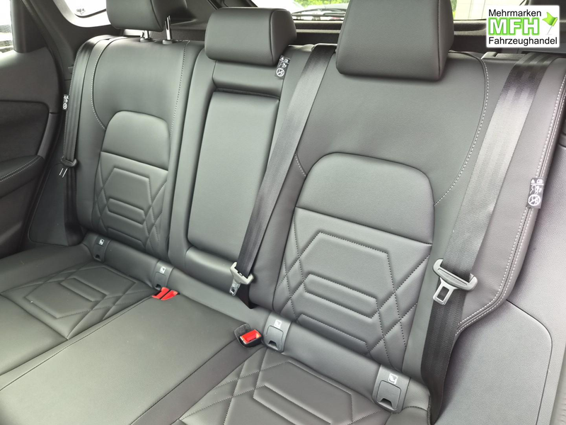 Nissan Qashqai 1.3 DIG-T MHEV 158 PS X-Tronic N-Design PanoDac... — photo 13