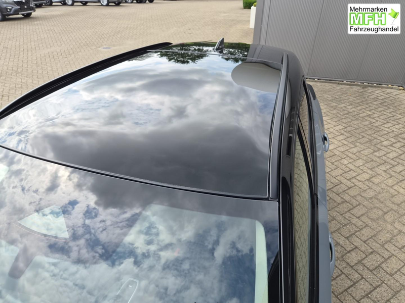 Nissan Qashqai 1.3 DIG-T MHEV 158 PS X-Tronic N-Design PanoDac... — photo 9