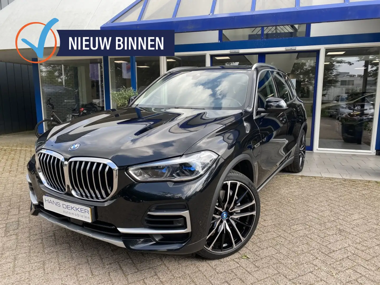 BMW X5 xDrive45e High Exec. Černá - 1