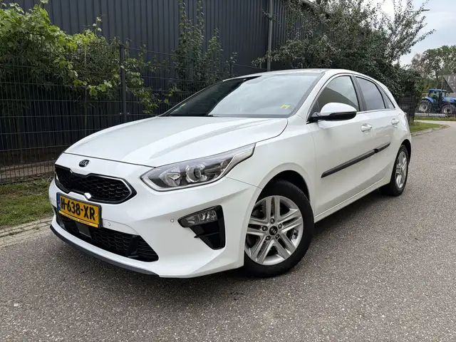 Kia Ceed / cee'd 1.6 CRDi DynamicPlusLine / AUTOMAAT / NAVI / KEYLE