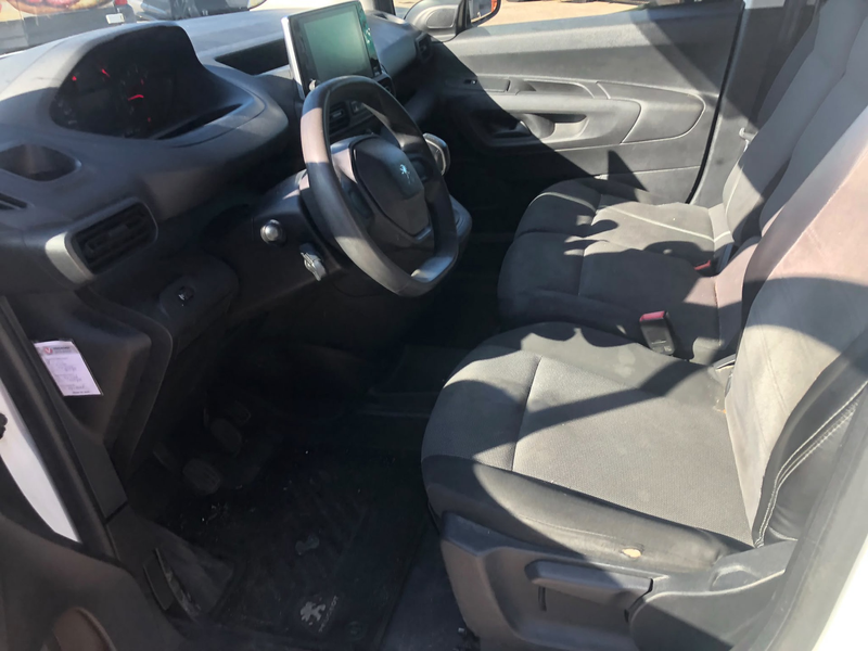 Peugeot Partner 1.5 BlueHDI - AIRCO, CRUISE, NAVI 3 SEATS — photo 8