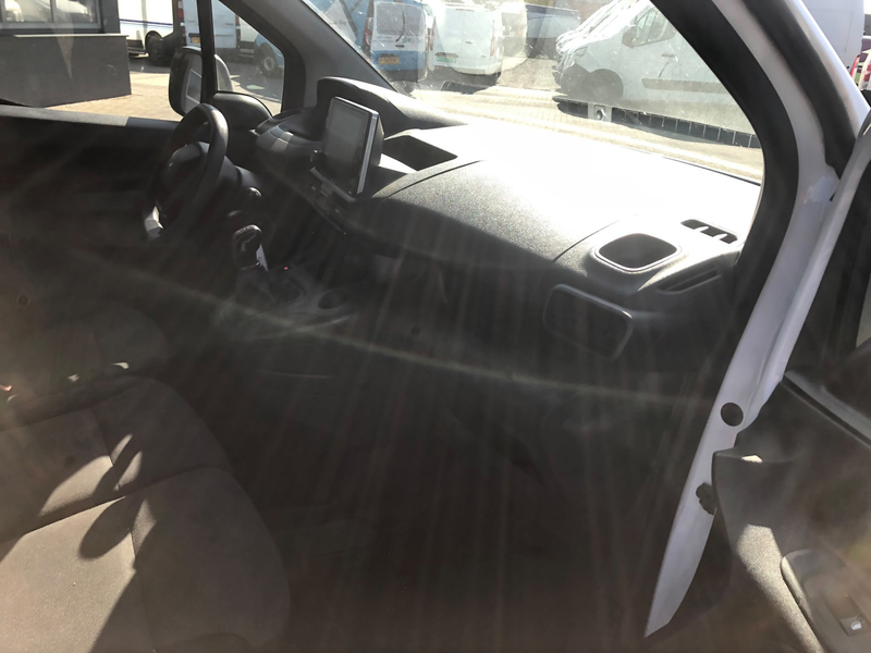 Peugeot Partner 1.5 BlueHDI - AIRCO, CRUISE, NAVI 3 SEATS — photo 9