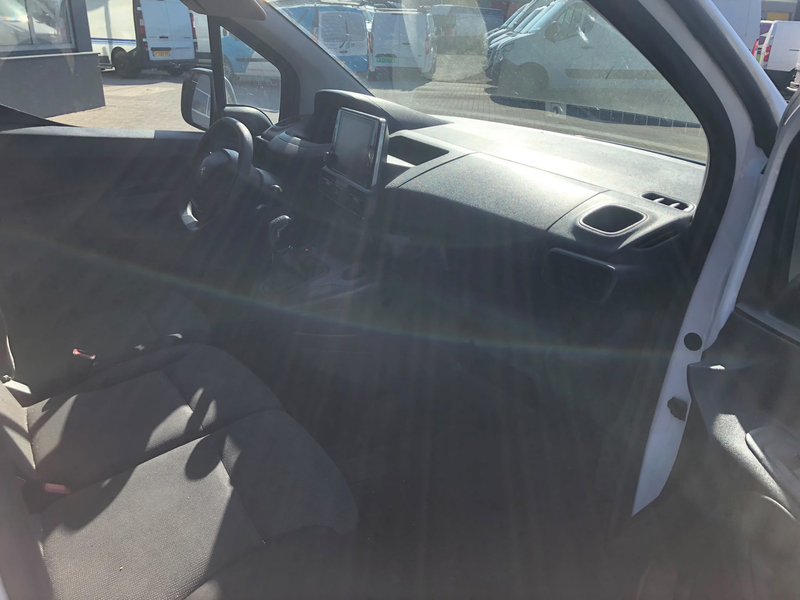 Peugeot Partner 1.5 BlueHDI - AIRCO, CRUISE, NAVI 3 SEATS — photo 10