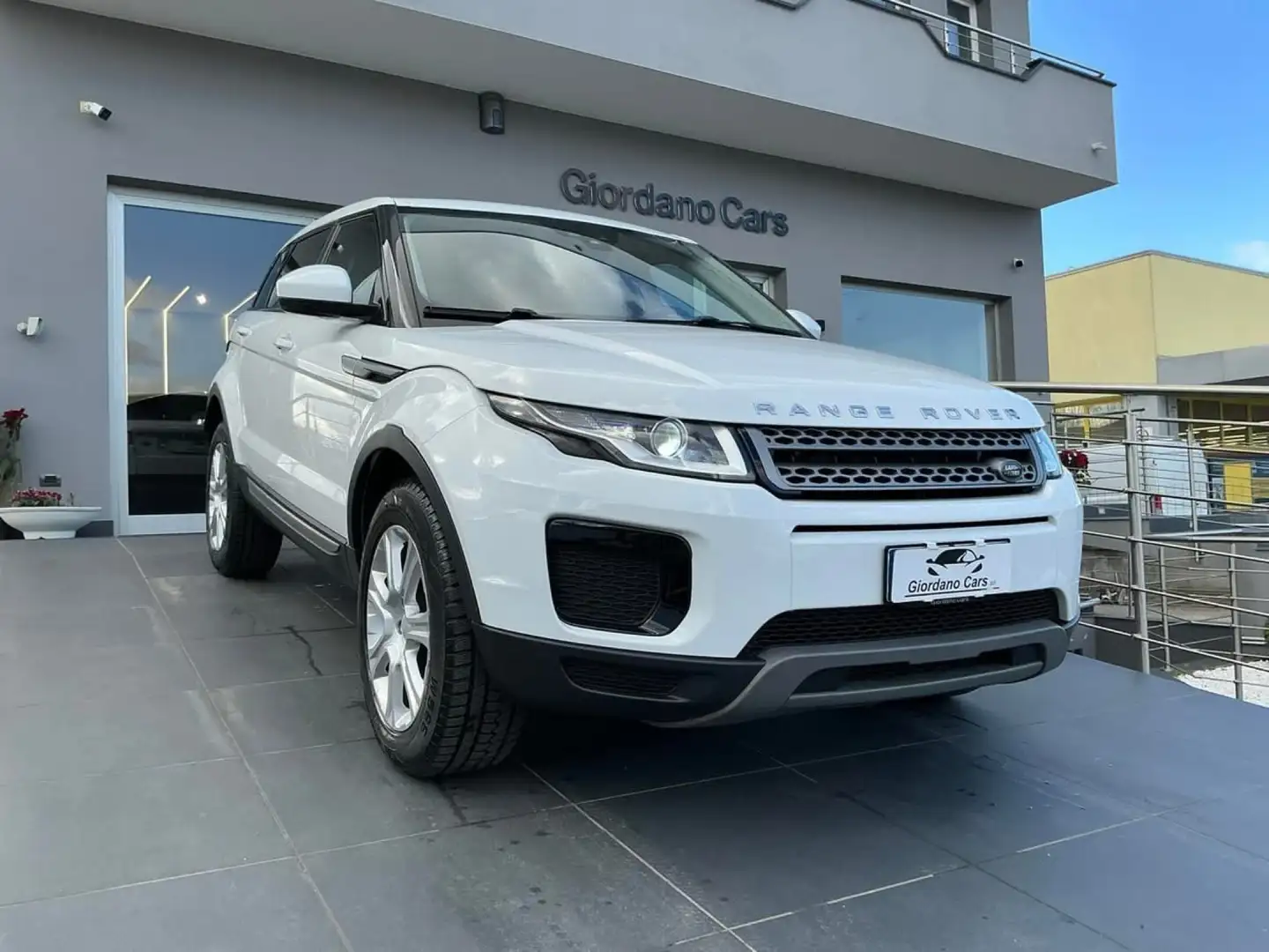 Land Rover Range Rover Evoque 5p 2.0 td4 SE Business edition 150cv auto my19 Blanco - 2