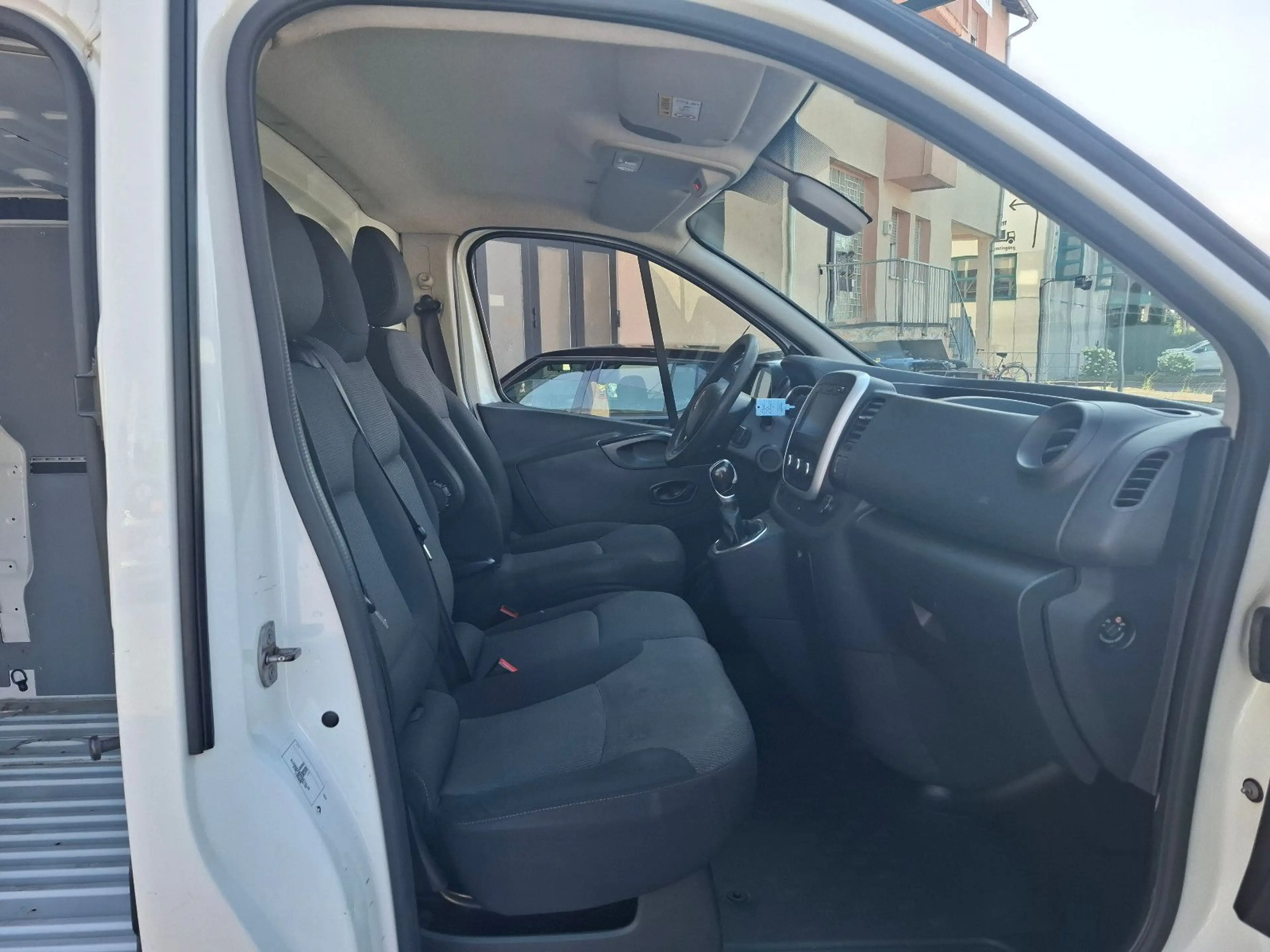 Renault Trafic Kasten L2H1 3,0t*Klima*Kamera*Navi-TV* — photo 13