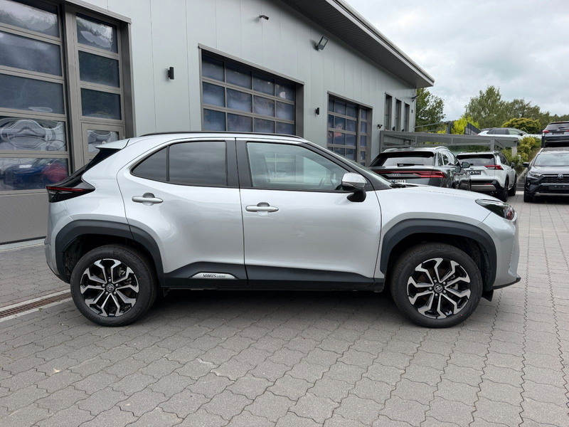 Toyota Yaris Cross 1.5 Hybrid Style Safety 130PS *2026* — photo 8