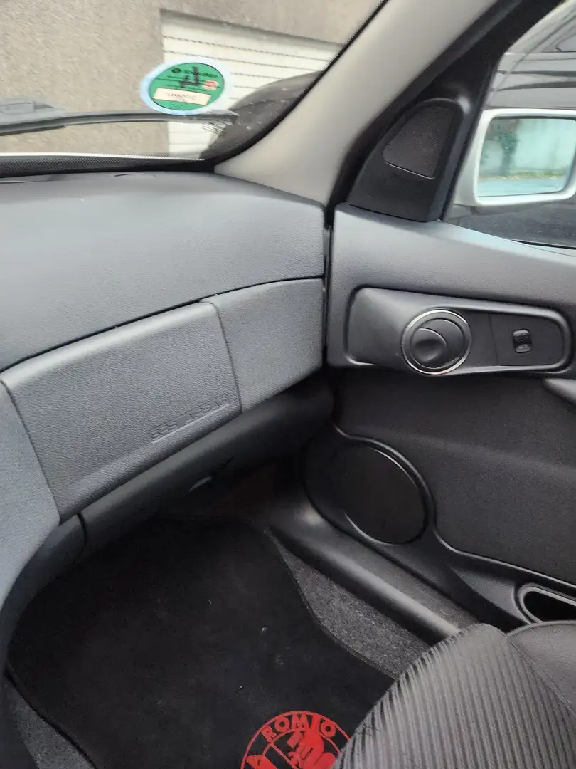 Alfa Romeo 146 146 1.6 Twin Spark Grau - 1