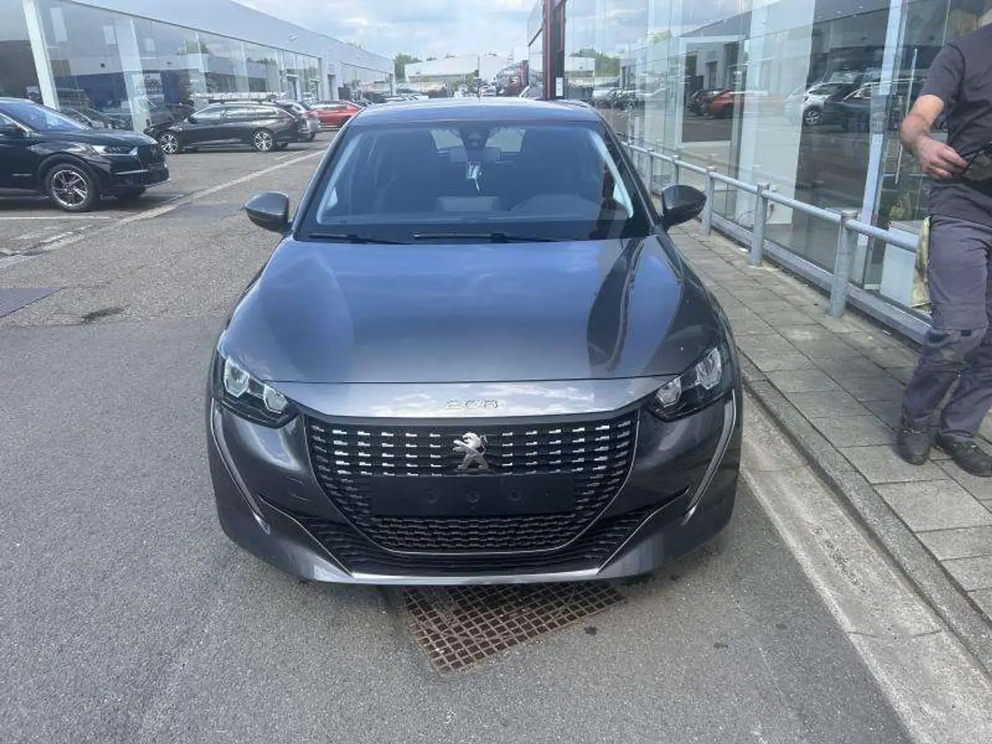 Peugeot 208 Active Grijs - 1