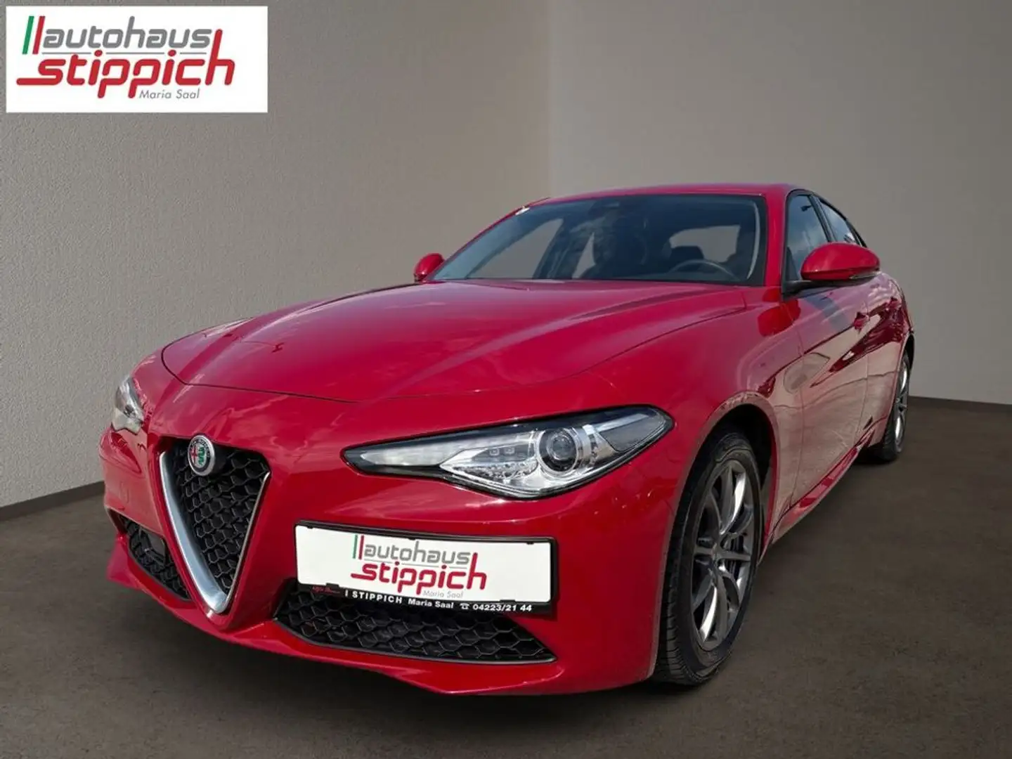 Alfa Romeo Giulia 2,0 16V 200 ATX RWD Rot - 1