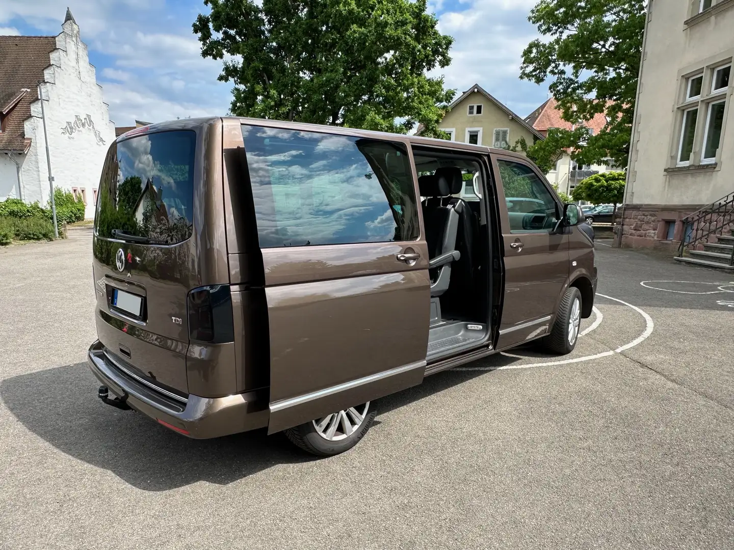 Volkswagen T5 Multivan Multivan DSG Highline Marrón - 2