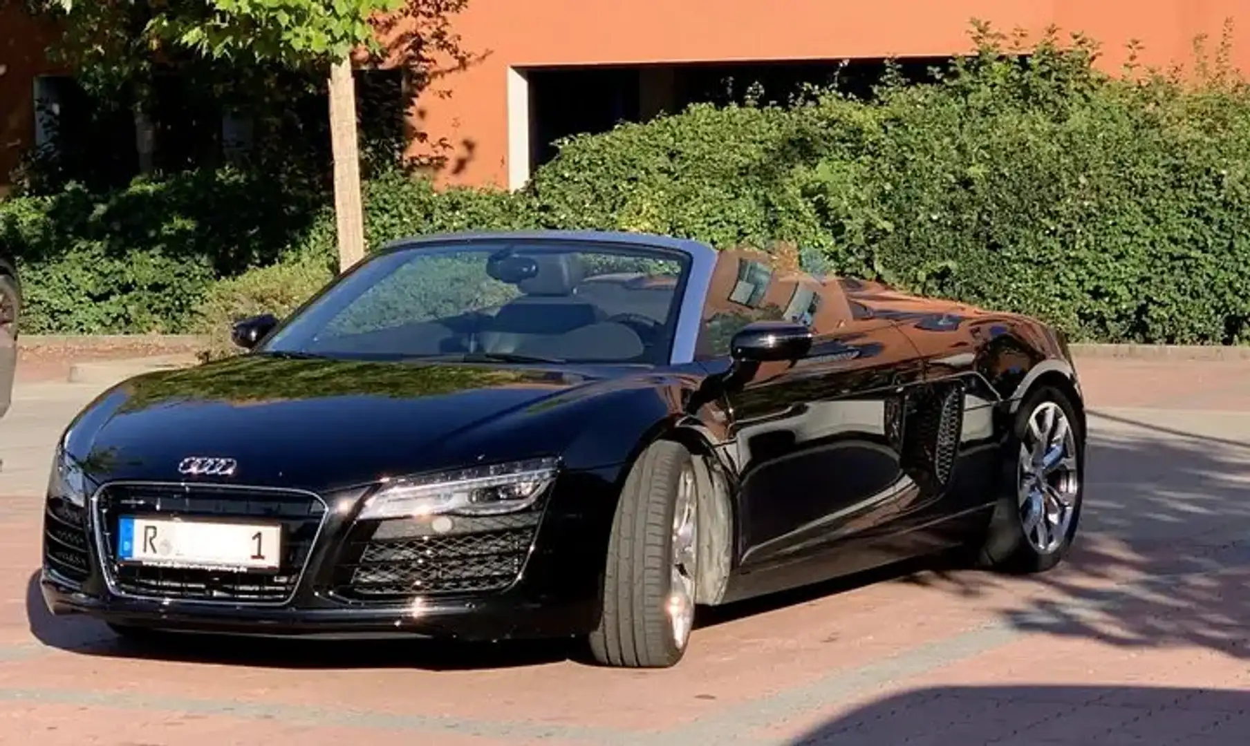 Audi R8 Spyder V8  quattro S tronic Negro - 1