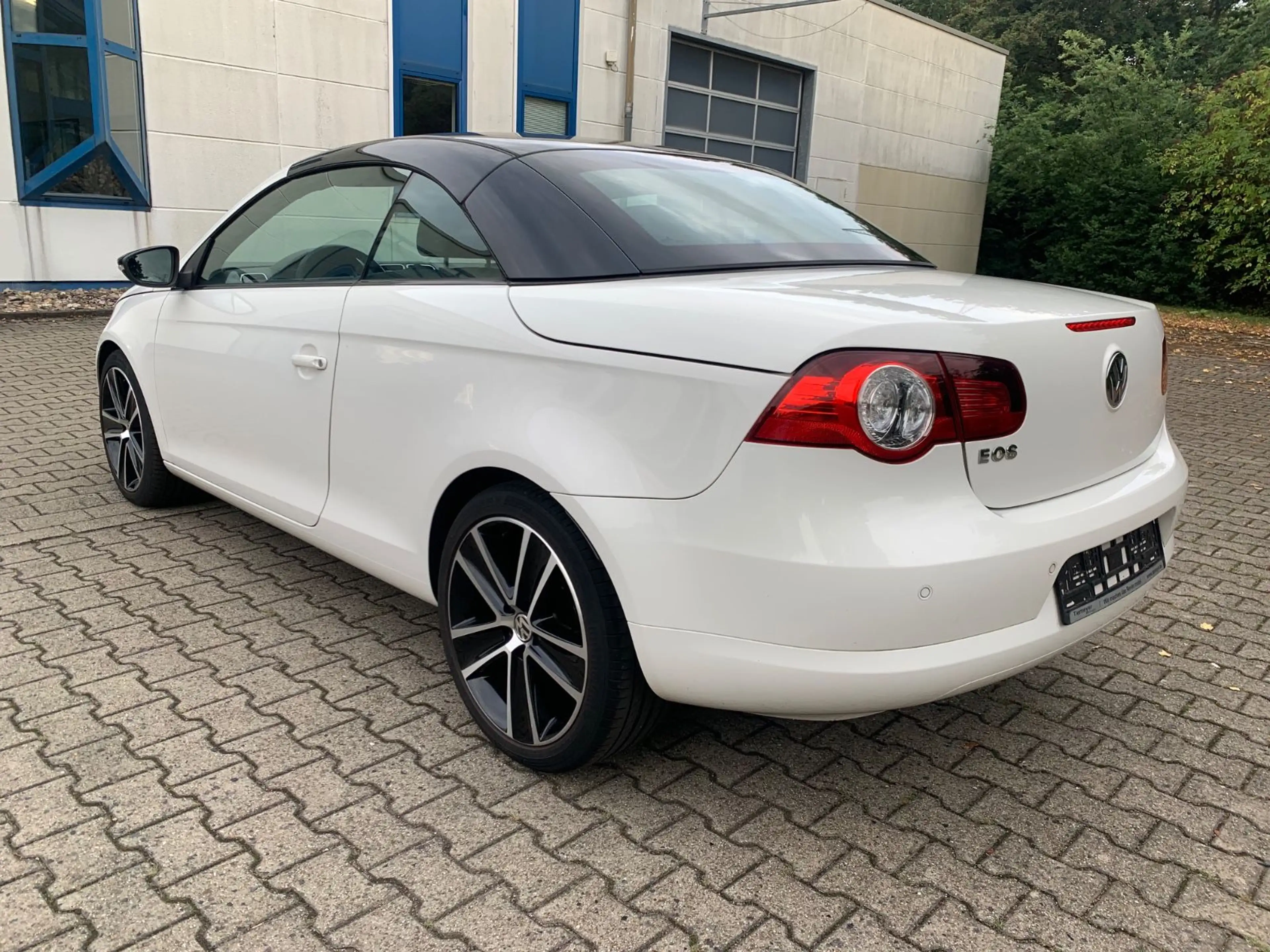 Volkswagen Eos 2.0 TDI White Night Voll 1 Hand Rentner — photo 12