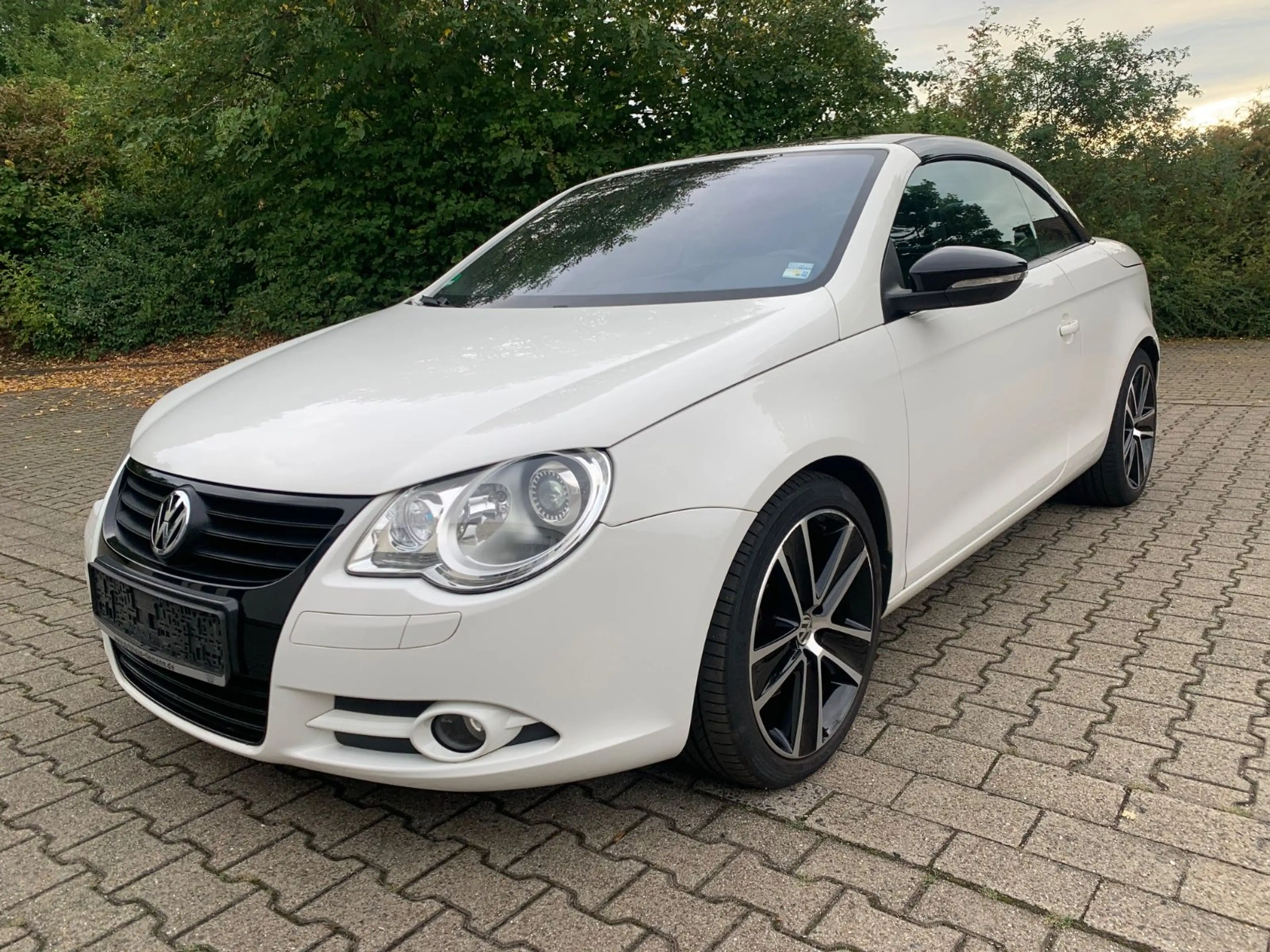 Volkswagen Eos 2.0 TDI White Night Voll 1 Hand Rentner — photo 5