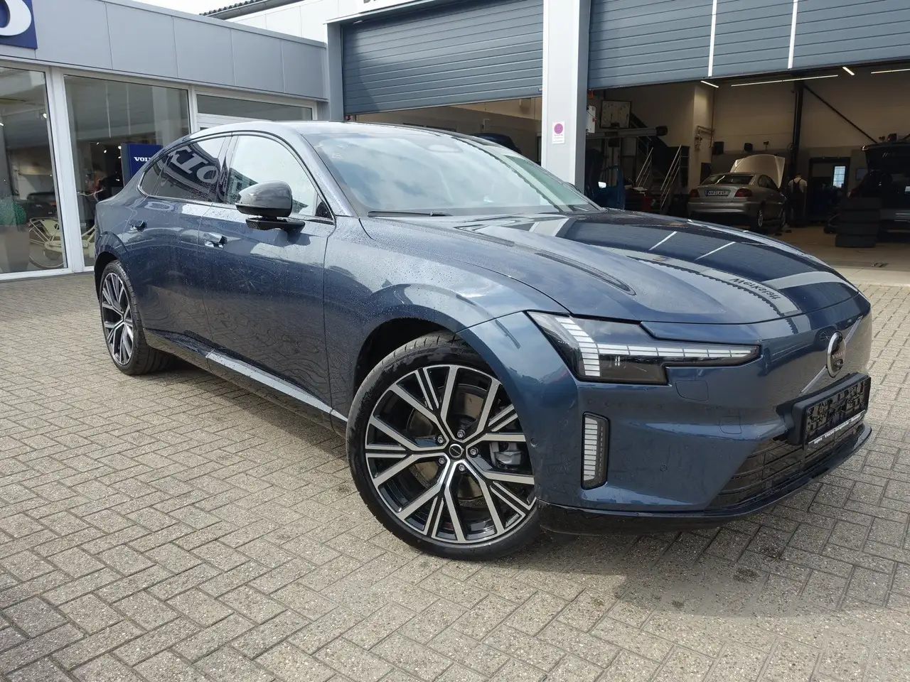 Volvo ES90 2026