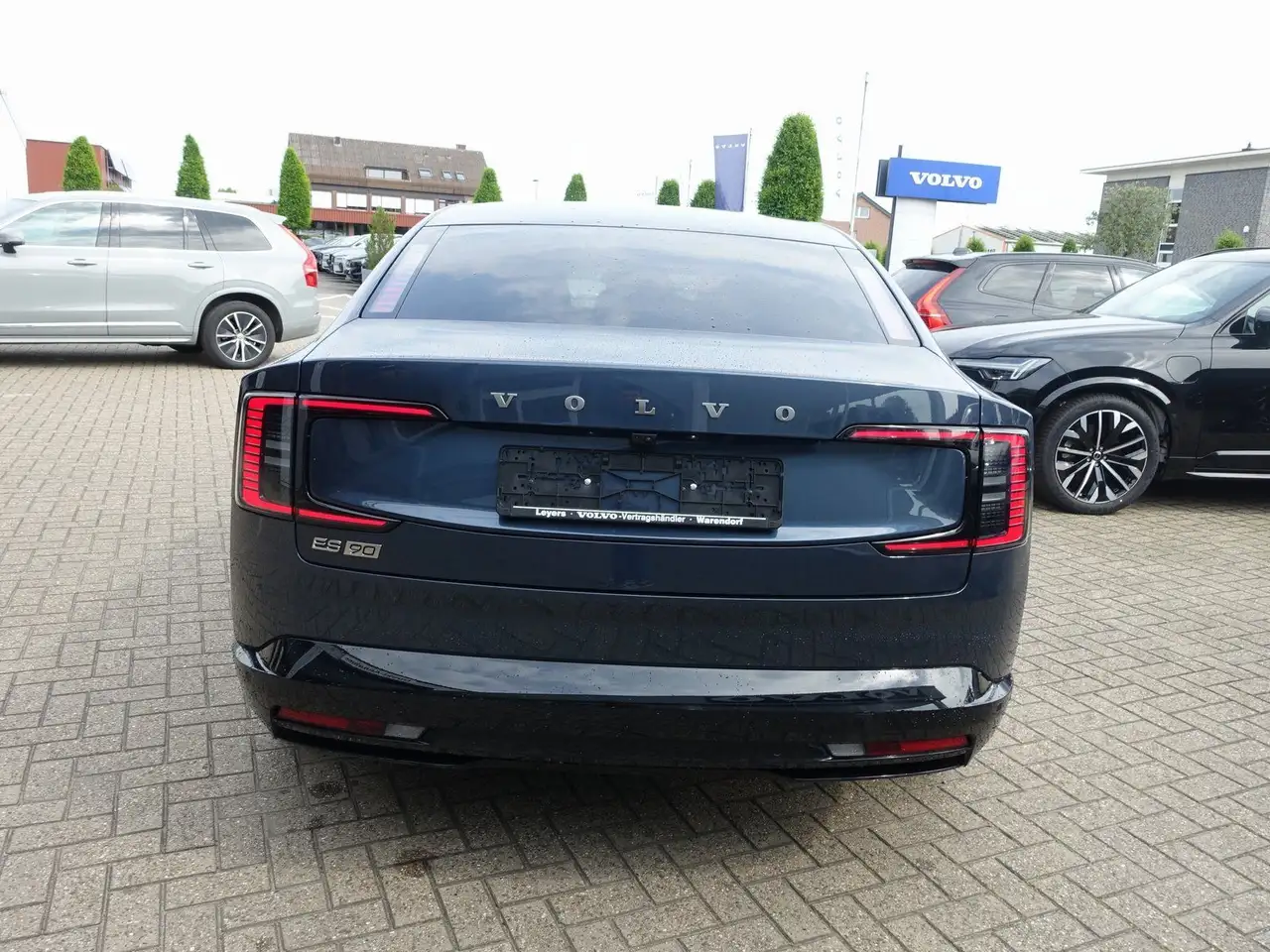 Volvo ES90 2026
