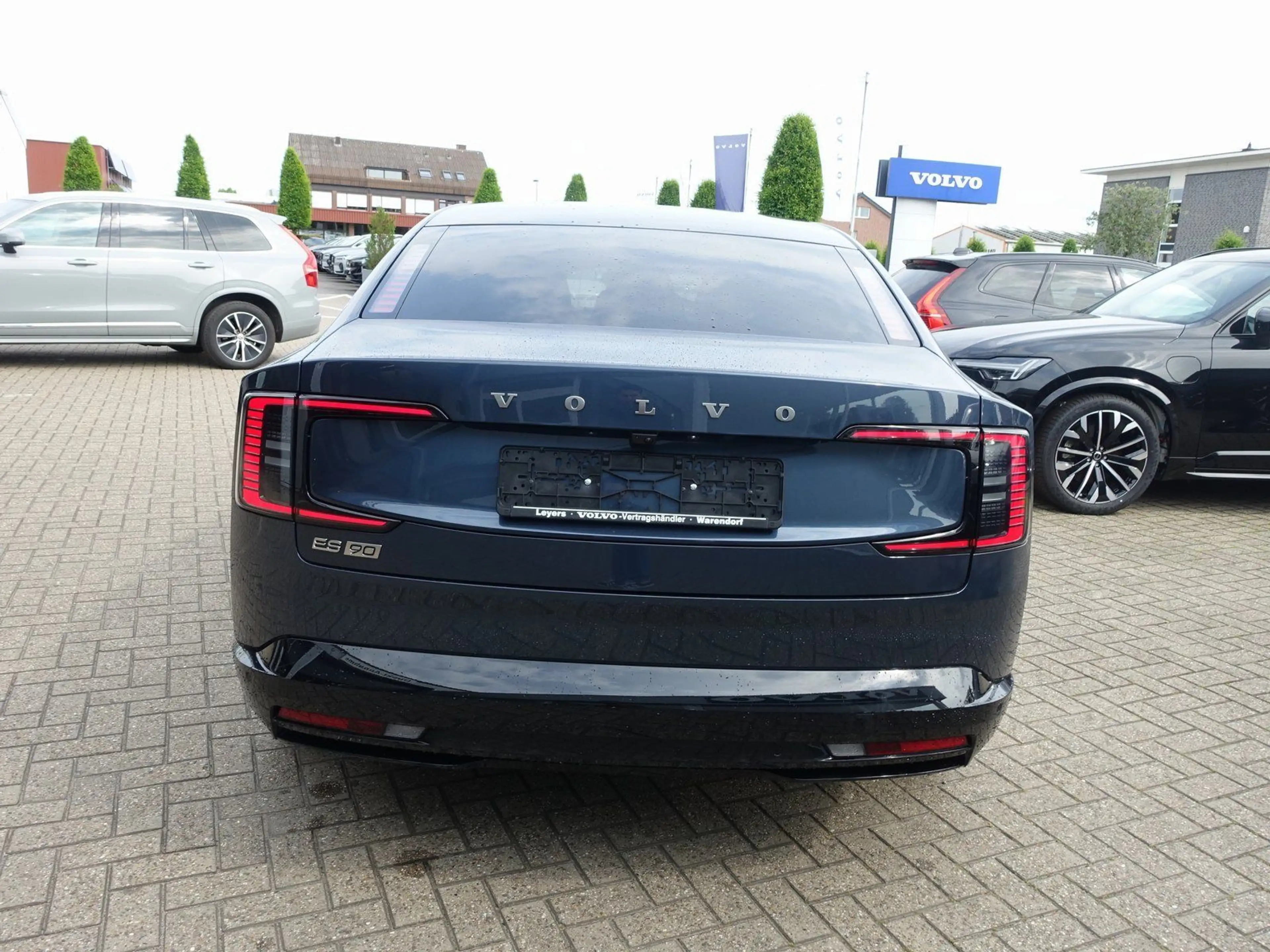 Volvo ES90 Single Motor Extended Range Ultra/B&W/360° — photo 3