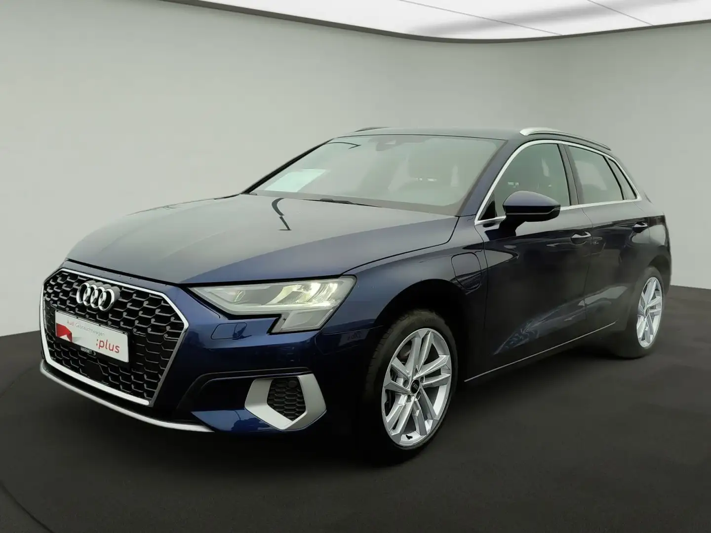 Audi A3 Advanced 40 TFSI e*Navi*PDC*Virtual Blau - 2