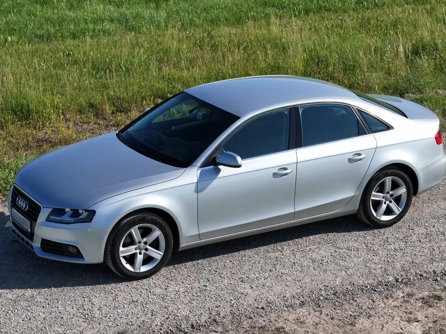 Audi A4 A4 1.8 TFSI Ambiente AHK HU/AU neu Silber - 1