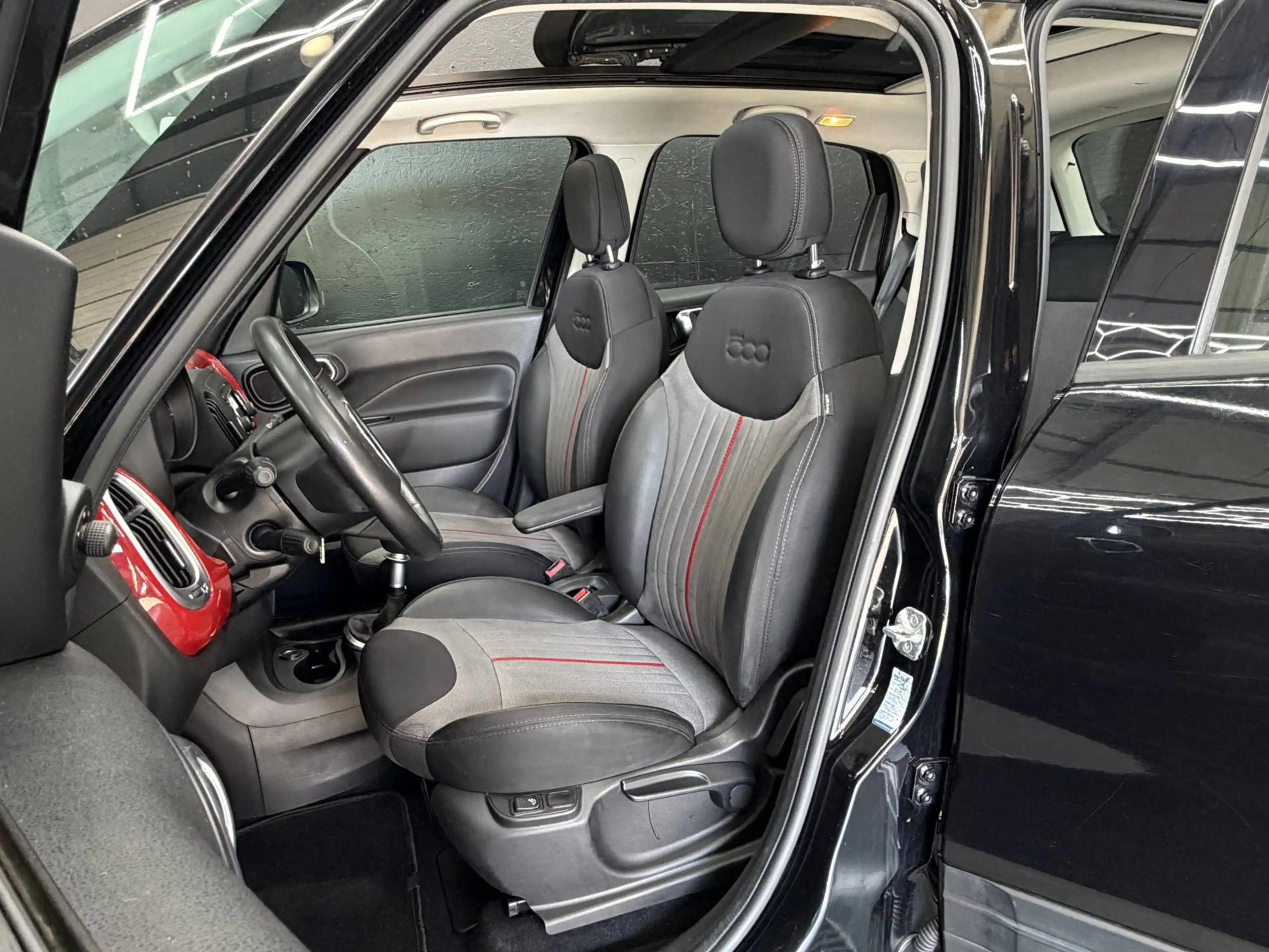 Fiat 500L 1.4i EDITION * EURO 6B * TOIT PANORAMIQUE * CLIMATISATION * GARANTIE 1 AN !! — photo 13
