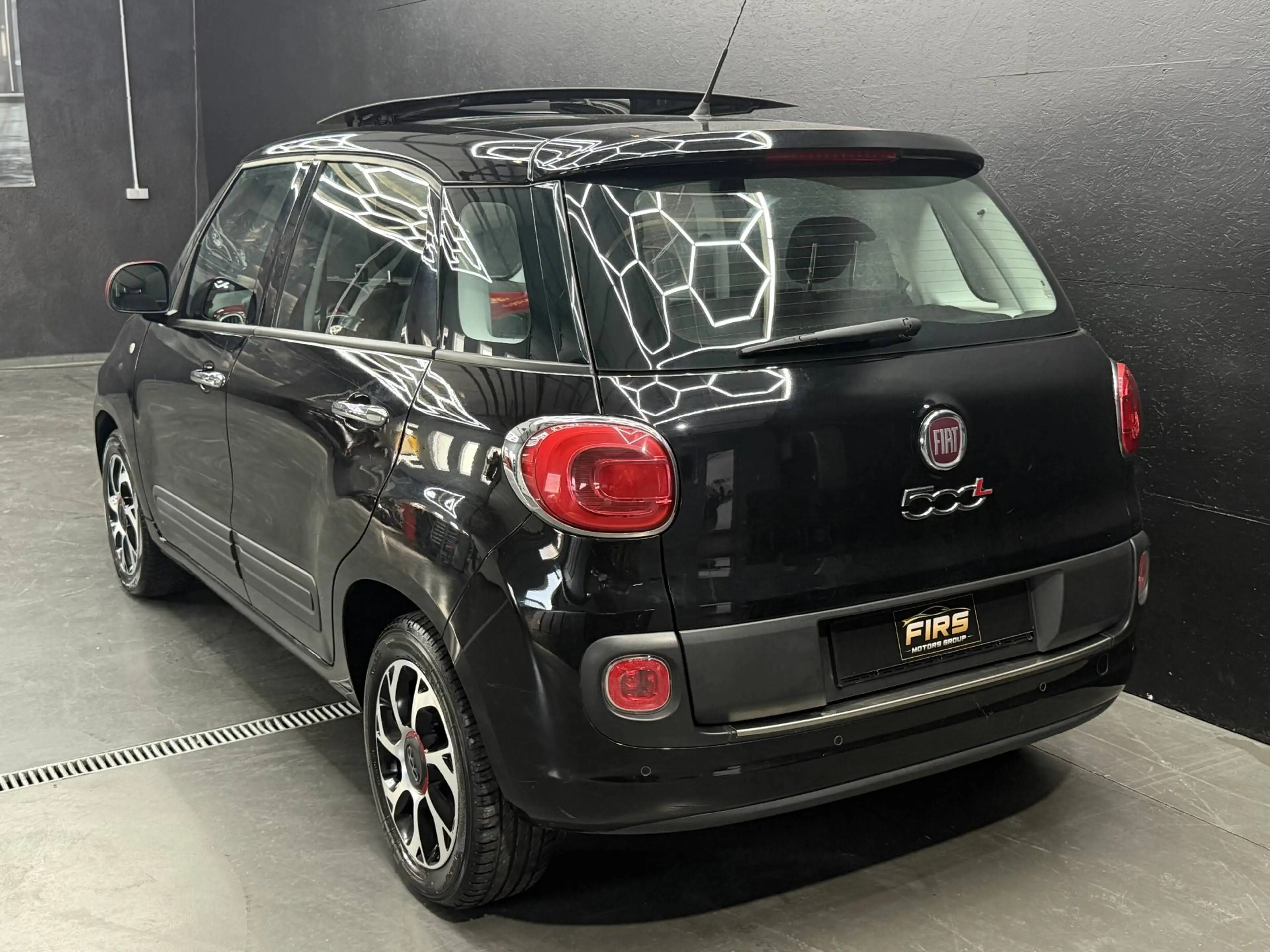 Fiat 500L 1.4i EDITION * EURO 6B * TOIT PANORAMIQUE * CLIMATISATION * GARANTIE 1 AN !! — photo 6