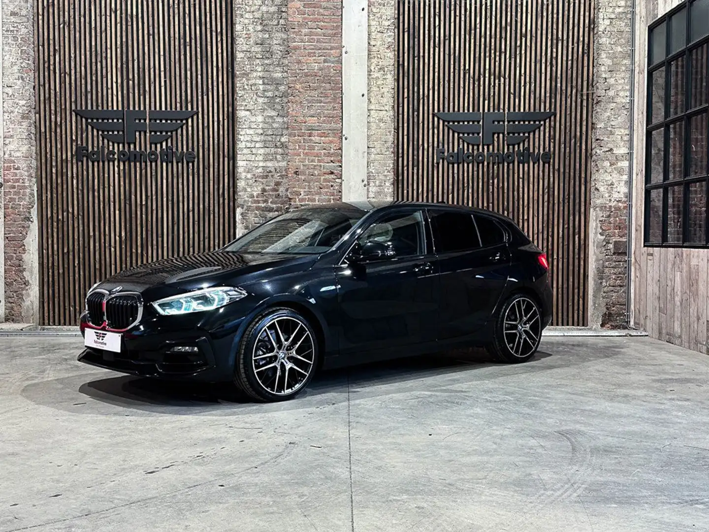 BMW 118 i*NAVI*SPORTZETELS*SPORTLINE*LED* - 2