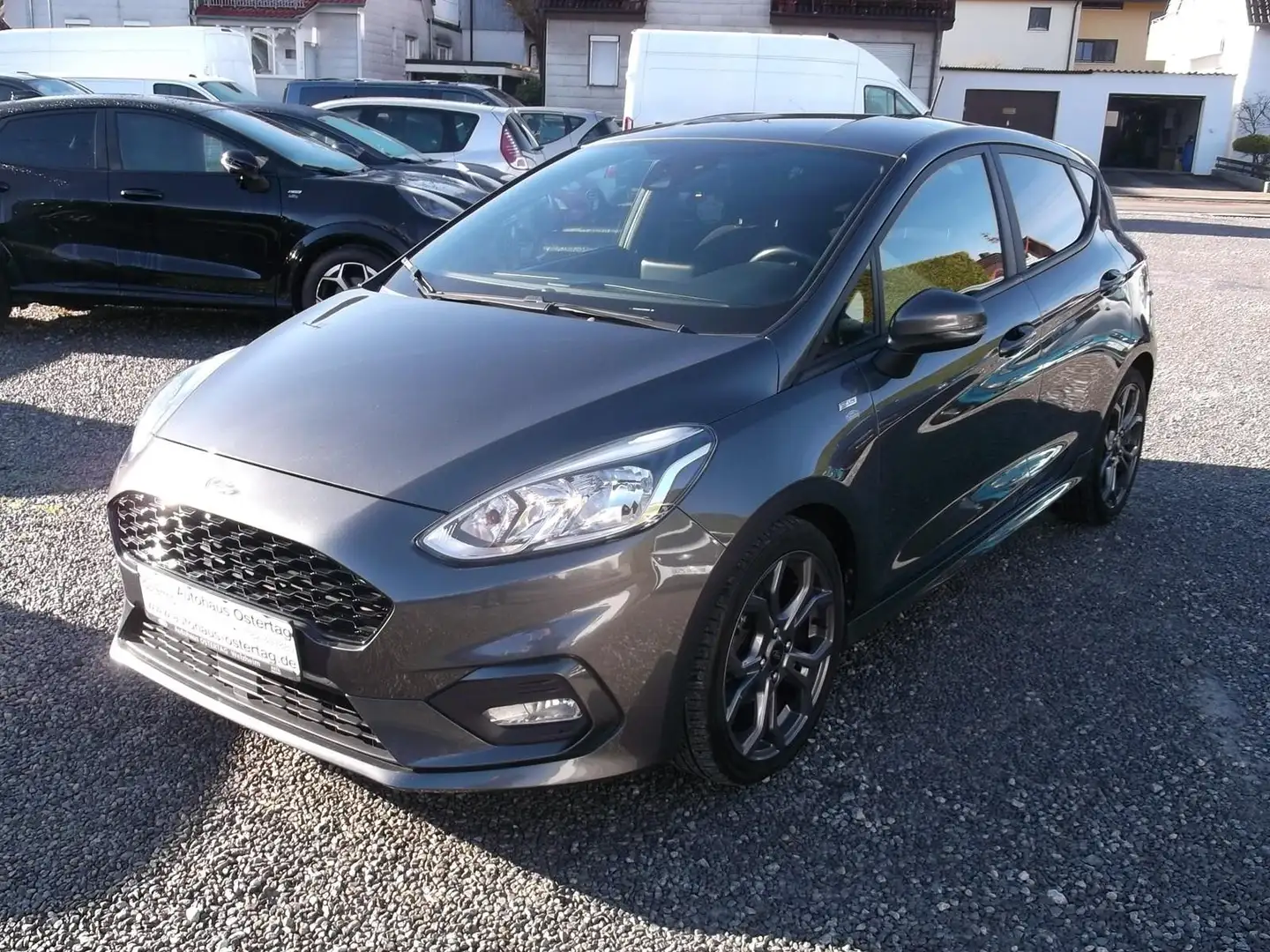 Ford Fiesta 1.0EcoB. ST-Line Navi SYNC3.4 DAB Winter-P. Gris - 1