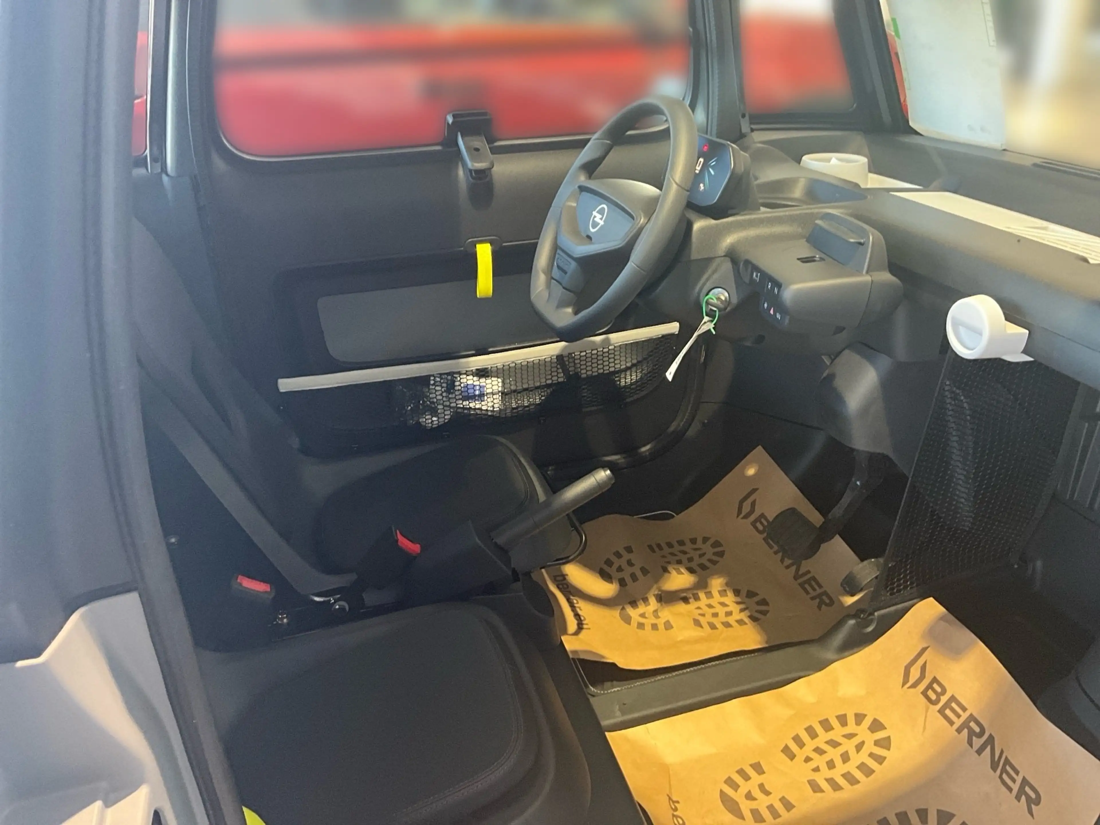 Opel Rocks-e Elektro 5.5kWh, Facelift LED Pano — photo 9
