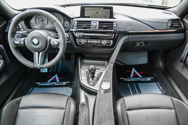 BMW M4 view 12