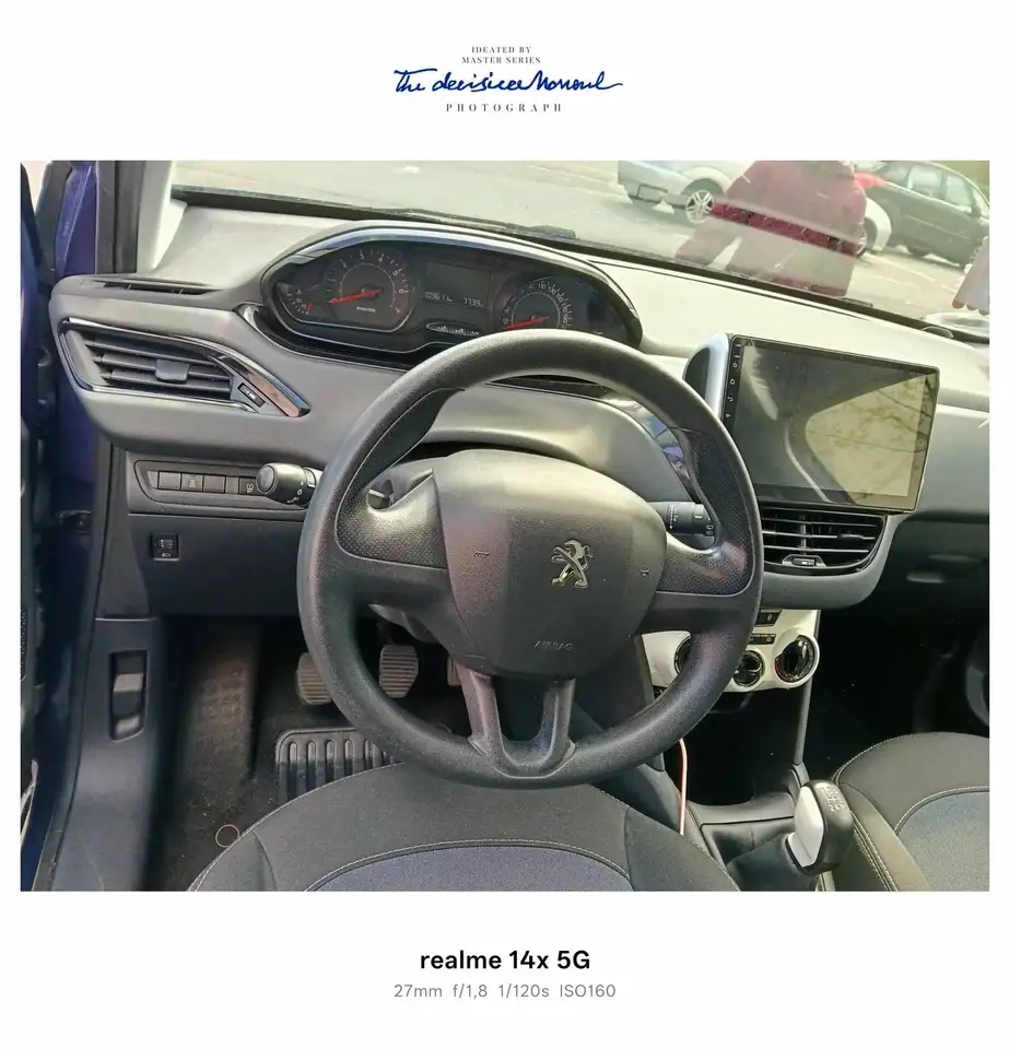 Peugeot 208 208 — photo 3