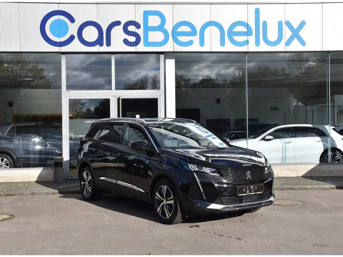 Peugeot 5008 1.2 PureTech Allure 7 Pl. GPS LANE CAM 1° MAIN Noir - 1