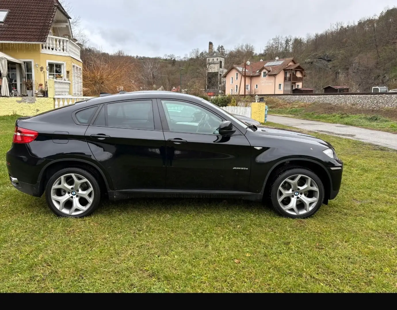 BMW X6 X6 xDrive30d Ö-Paket Aut. Österreich-Paket Schwarz - 1