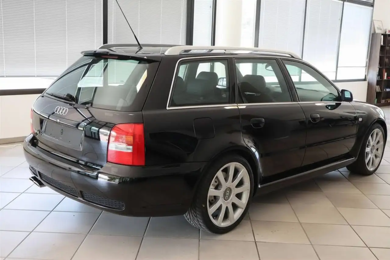 Audi RS4 A4 I 1994 Avant 2.7, foto 2