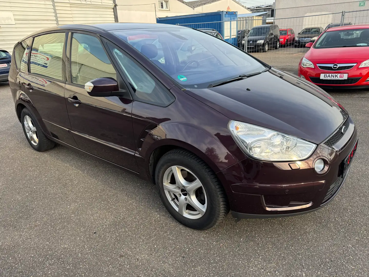 Ford S-Max Trend. Tüv bis 04.2026 - 2