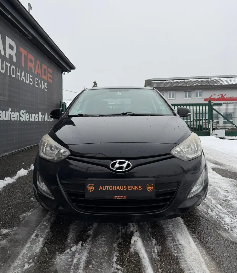 Hyundai i20 1,25 Schwarz - 2