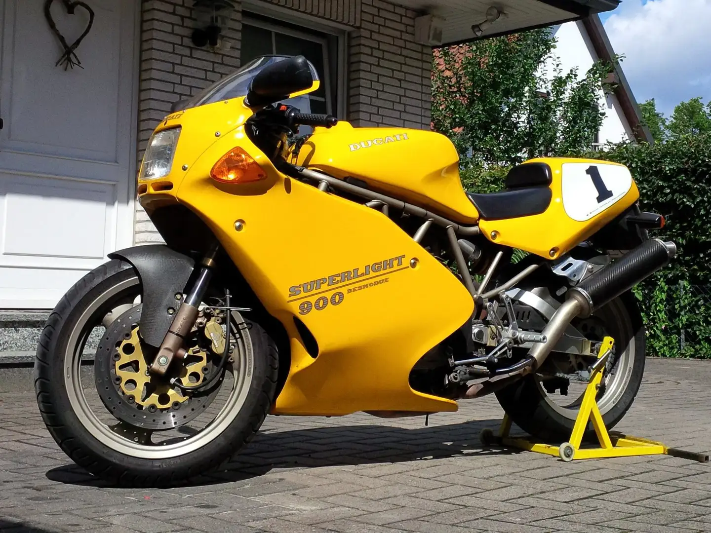 Ducati 900 SL Superlight III, No. 740 žuta - 1