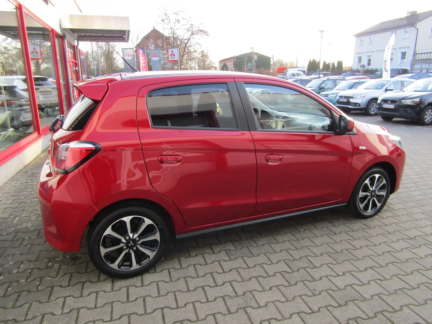 Mitsubishi Space Star 1.2Select Plus CVT Allwetter Kamera Sitzheizung Rood - 2