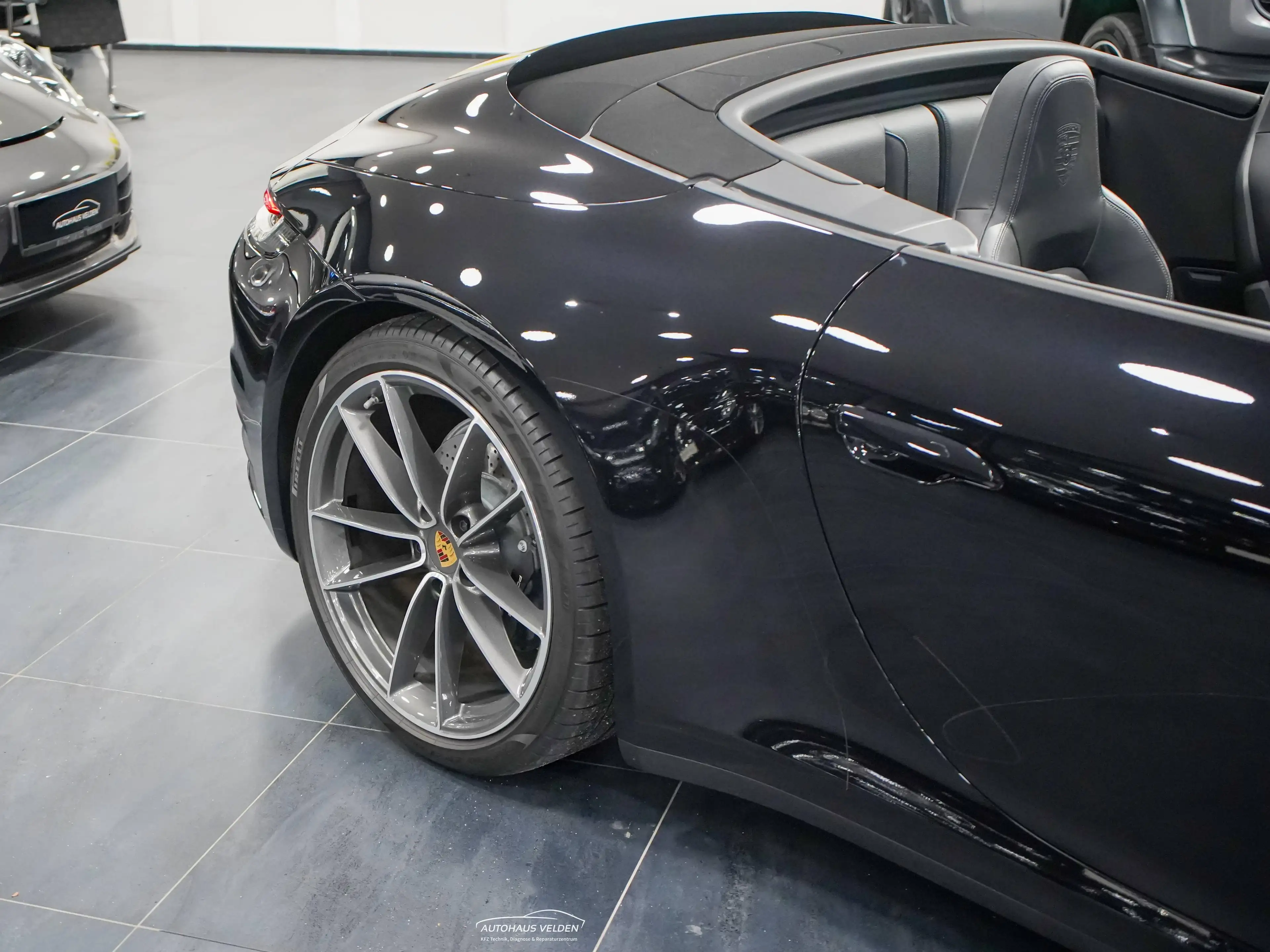 Porsche 992 Carrera Cabriolet Porsche APPROVED 3 Jahre NEU — photo 14