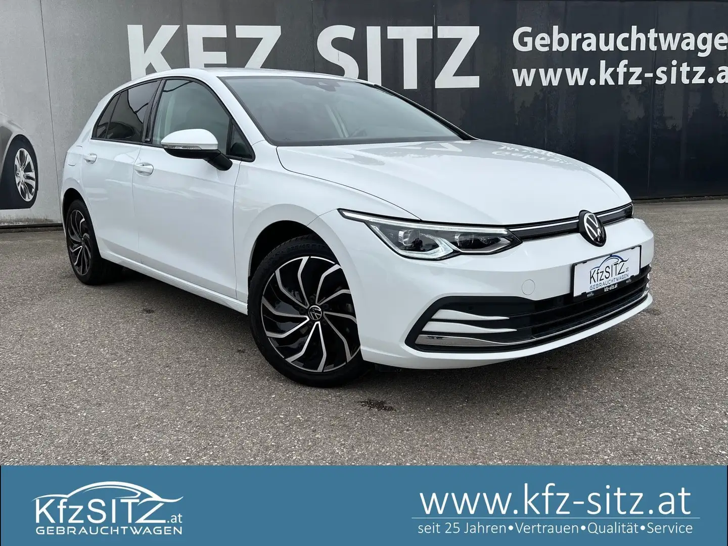 Volkswagen Golf Life ACTIVE 1.5 TSI | NP: €39.000 Weiß - 1