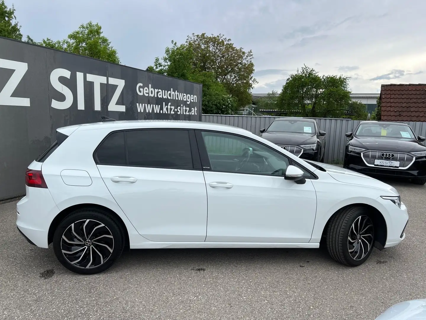 Volkswagen Golf Life ACTIVE 1.5 TSI | NP: €39.000 Weiß - 2