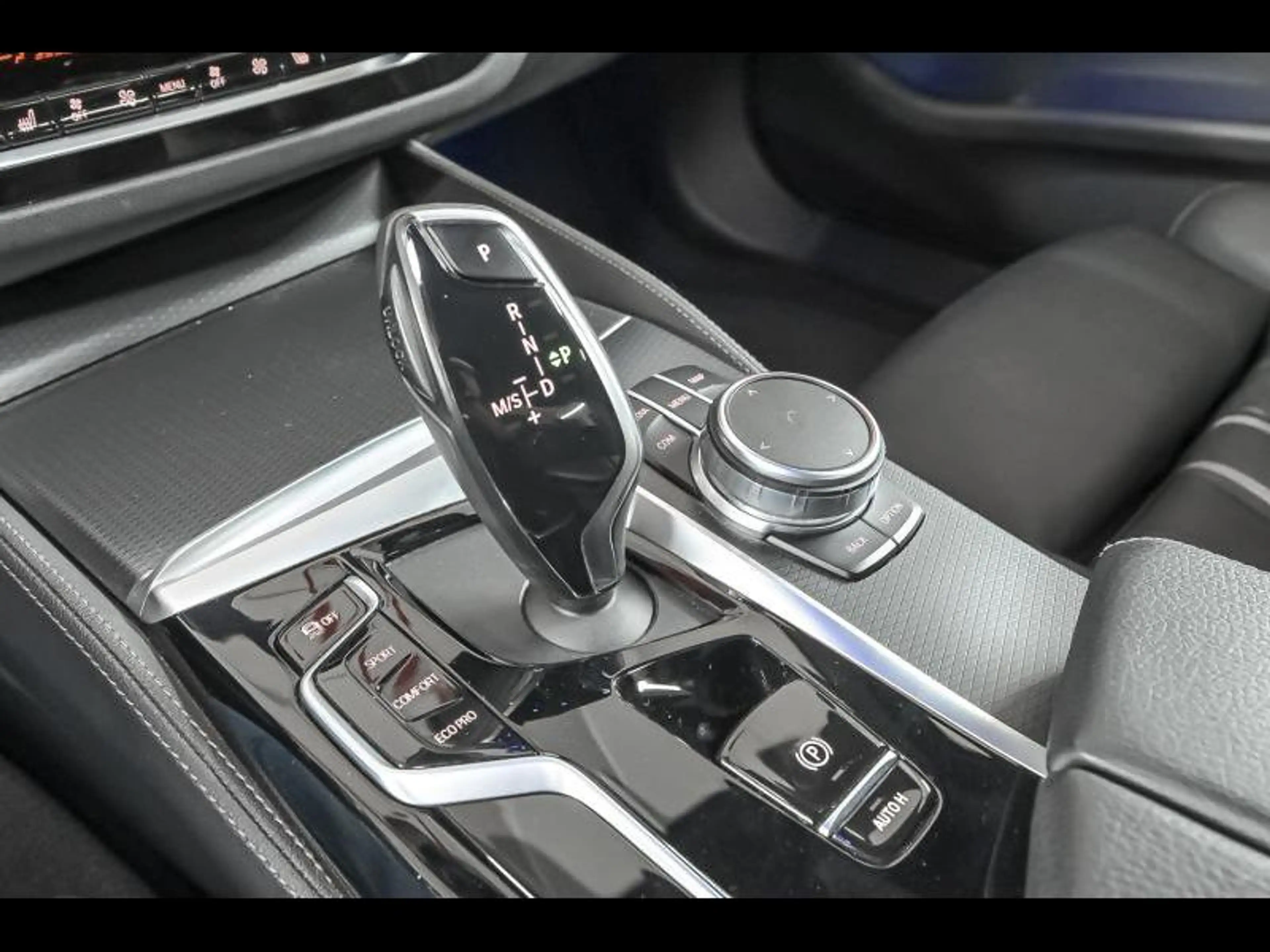 BMW 518 518d — photo 11