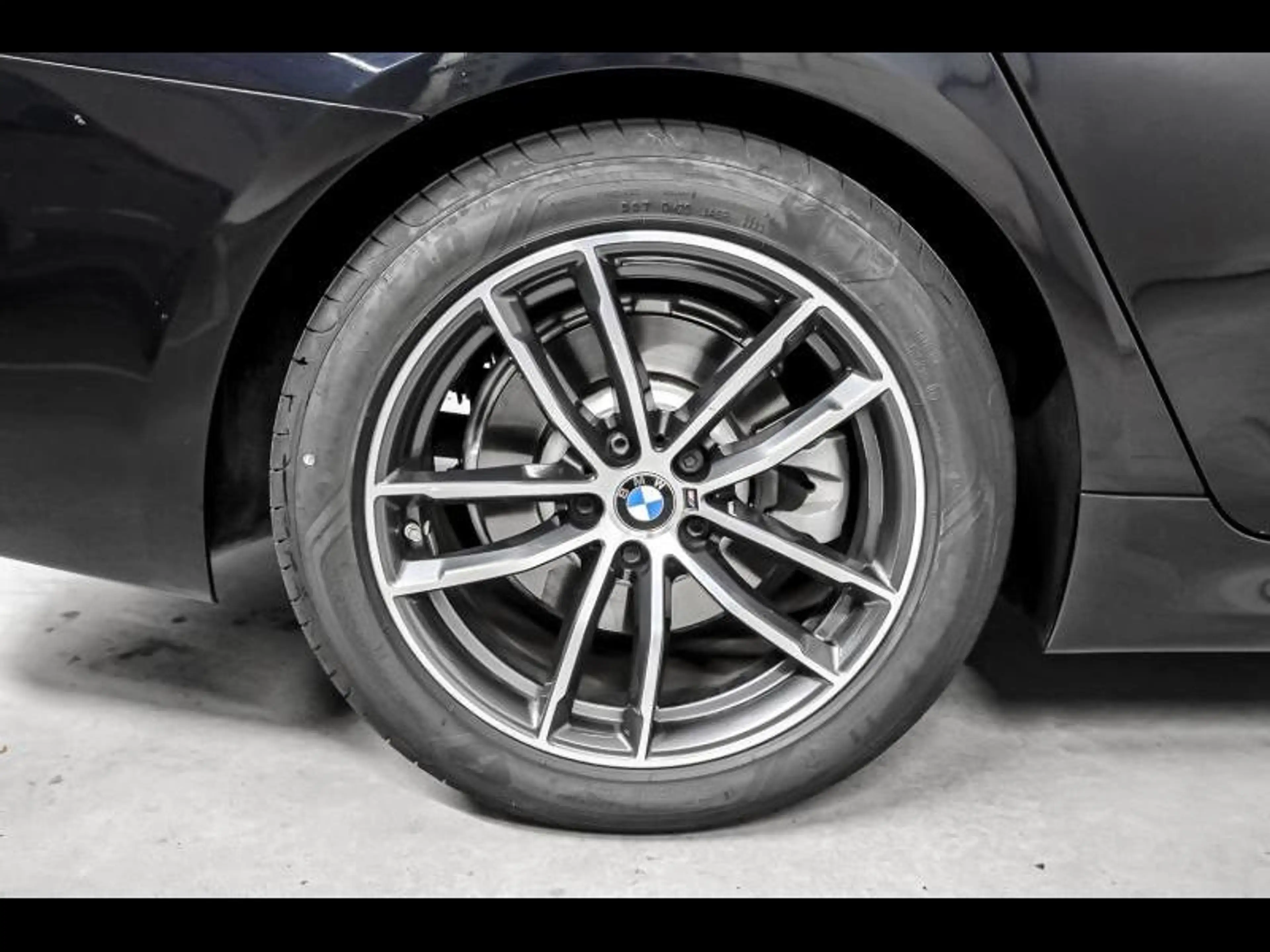 BMW 518 518d — photo 8