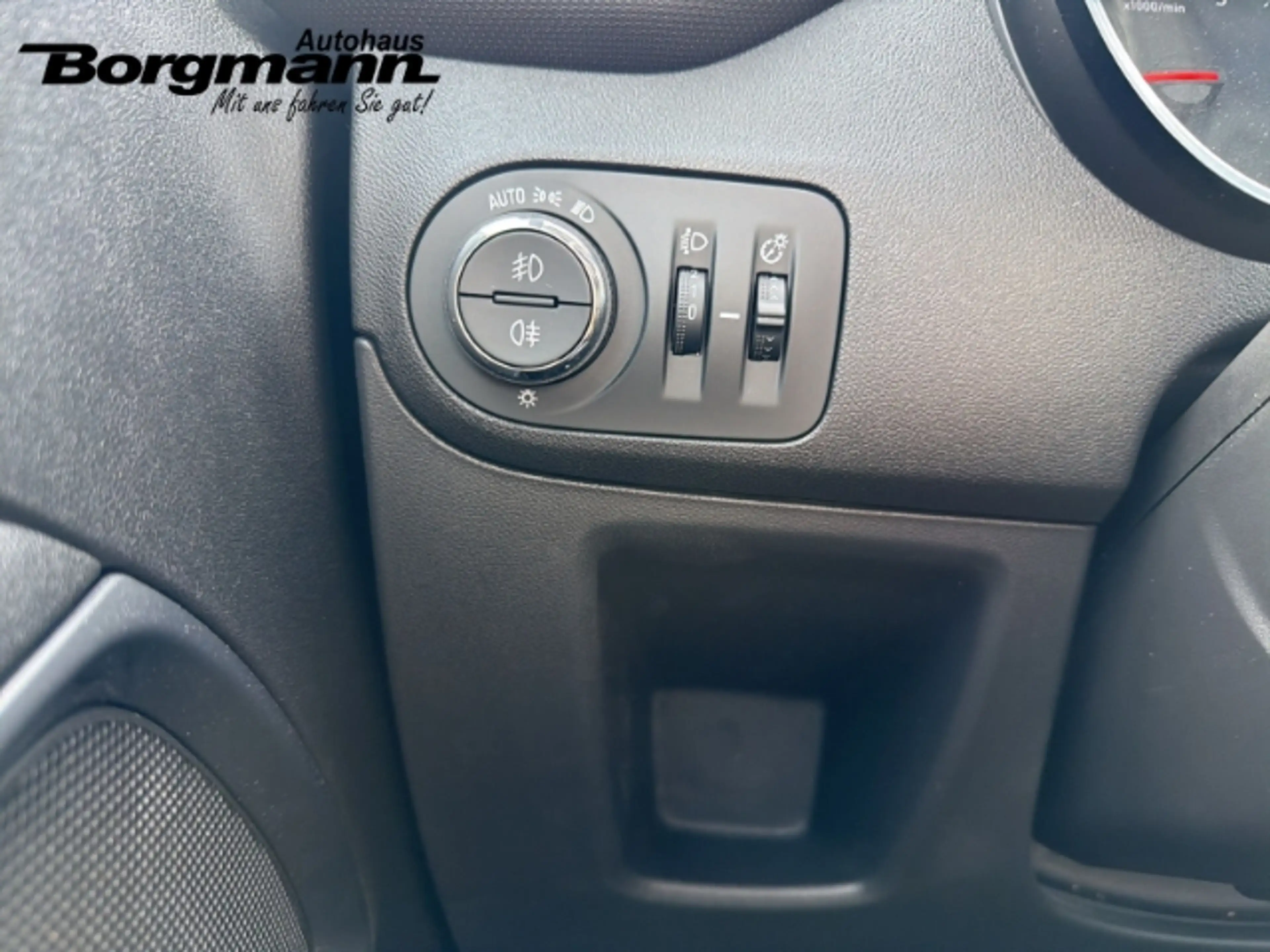 Opel Crossland 1.2 Elegance LED - Navigation - Rückfahrkamera — photo 15