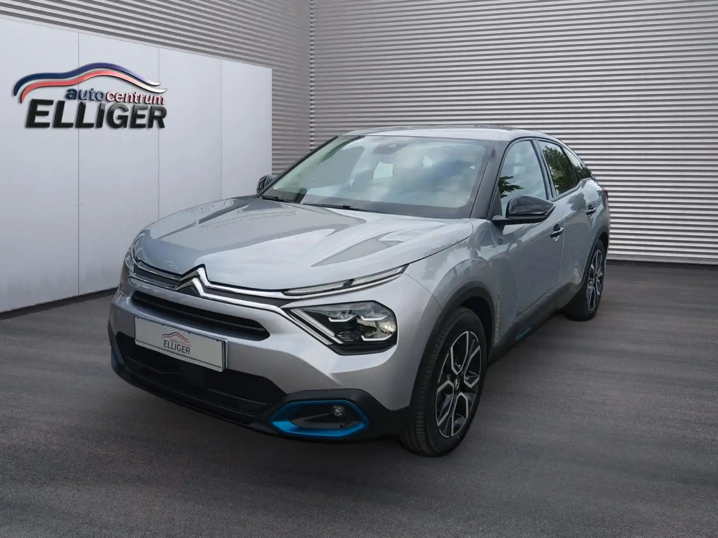 Citroen C4 ë-C4 Limousine Feel 136 Gris - 2