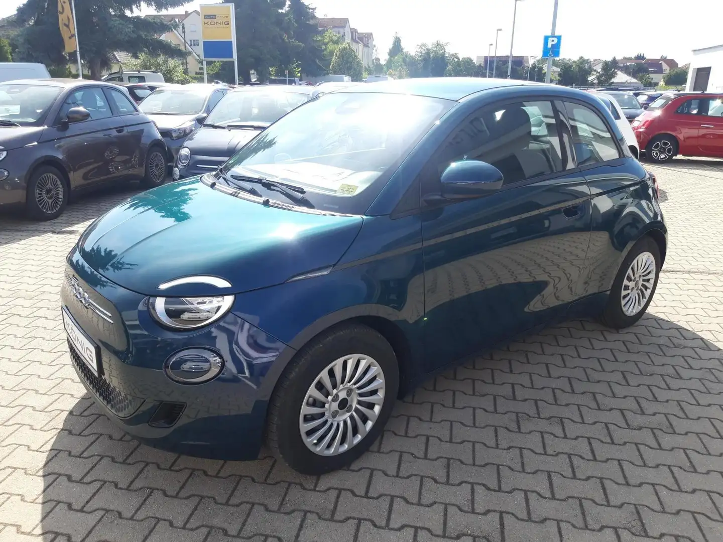 Fiat 500e Neuer 500 320km Reichweite Grün - 1